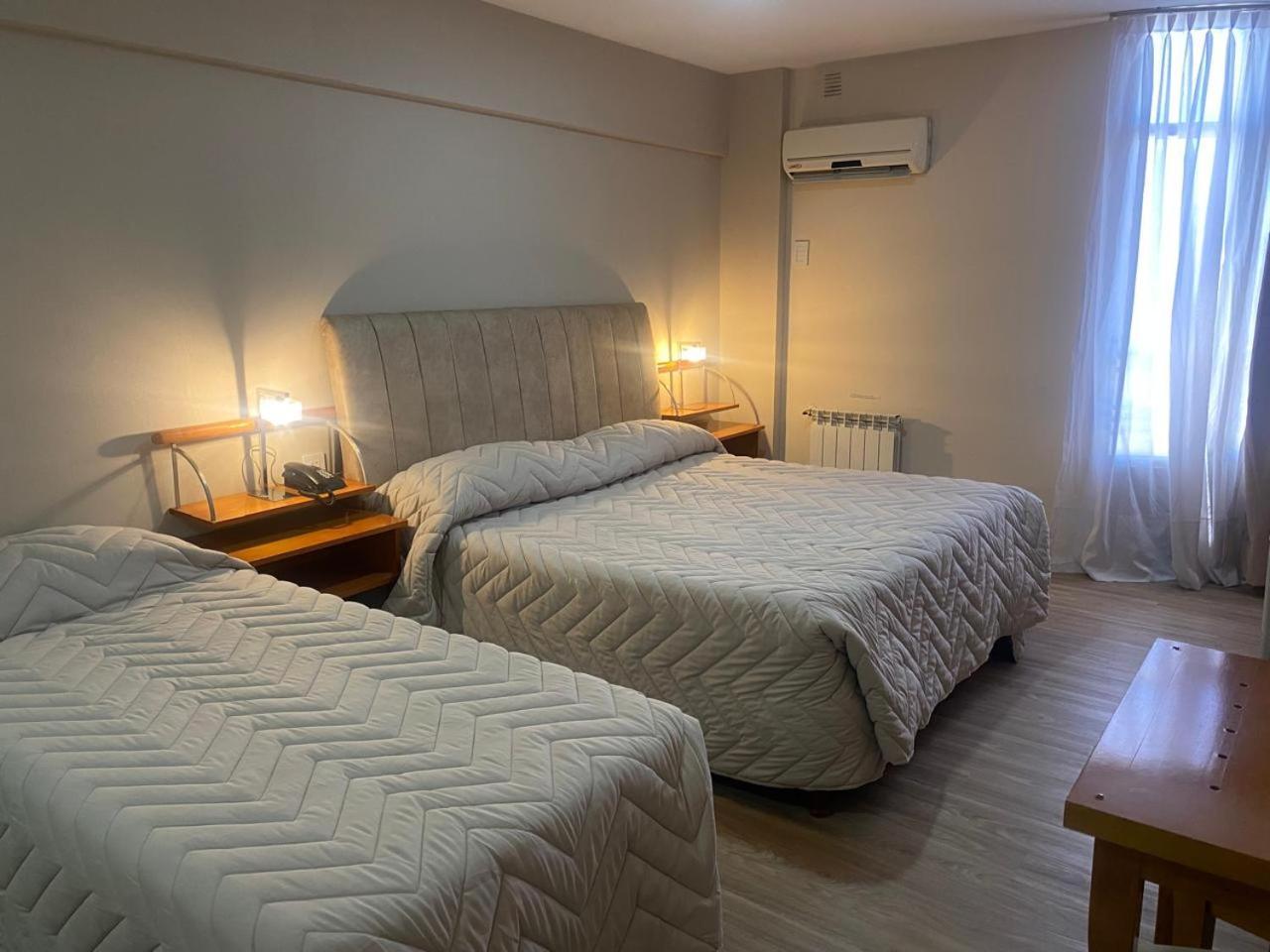 Hotel Howard Johnson Rosario Eksteriør bilde